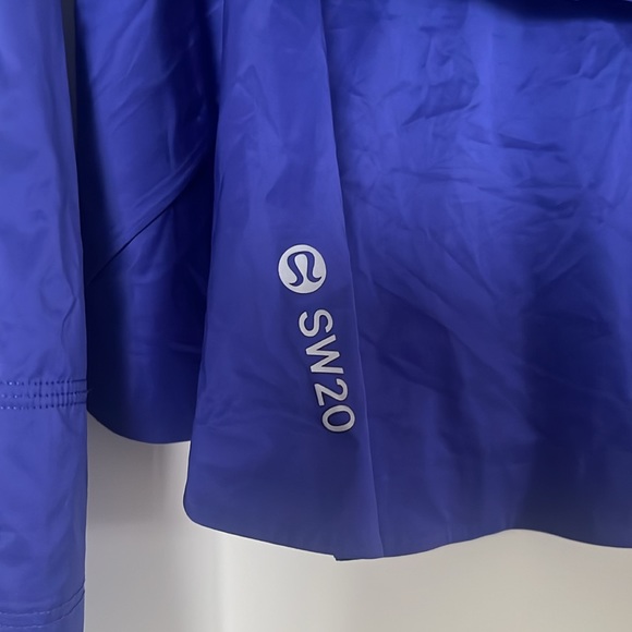 Lululemon Goal Smasher Jacket Size 6 Run Sea Wheeze - Picture 6 of 7